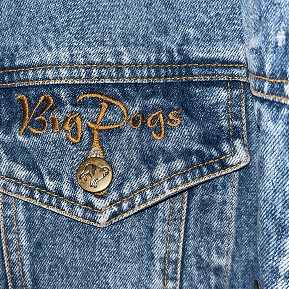 Vintage BIG DOGS Size Large Men's Embroidered Logo Denim Jean Jacket - Picture 3 of 6